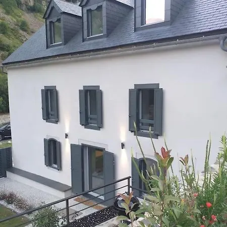 Дом отдыха Le Mouton Blanc***** Heas Gavarnie-gedre *